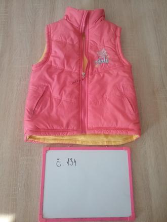 Dievčenská vesta, 134