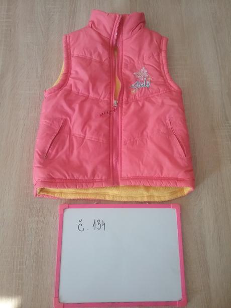 Dievčenská vesta, 134