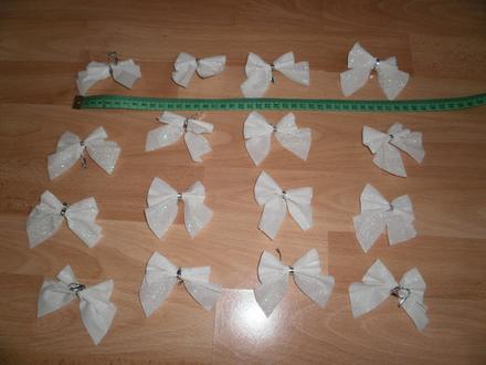 Bielo-perleťové  mašle 1x použité, 