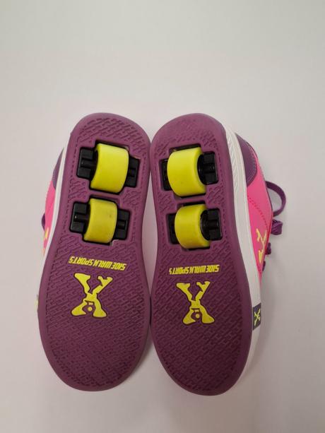 Kolieskové topánky, 30