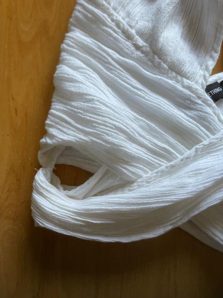 Prettylittlething crop top, s