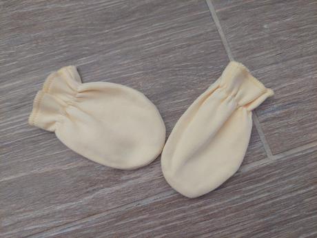 Rôzne rukavičky č.62, 62