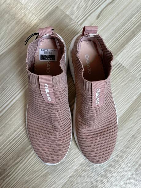 Tenisky, 38