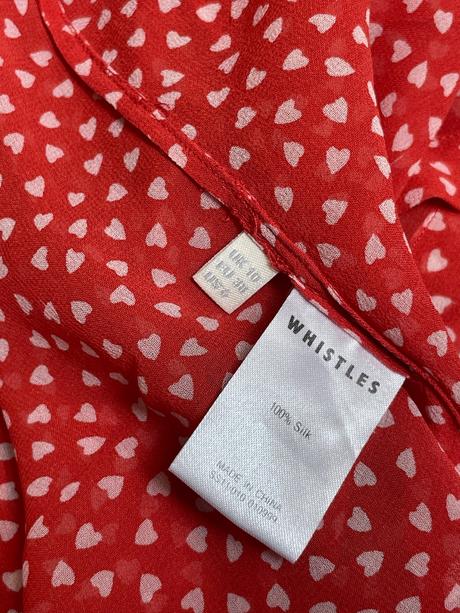Červená hodvábna blúzka whistles s potlačou srdieč, s