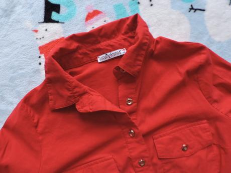 Damska červená košeľa,