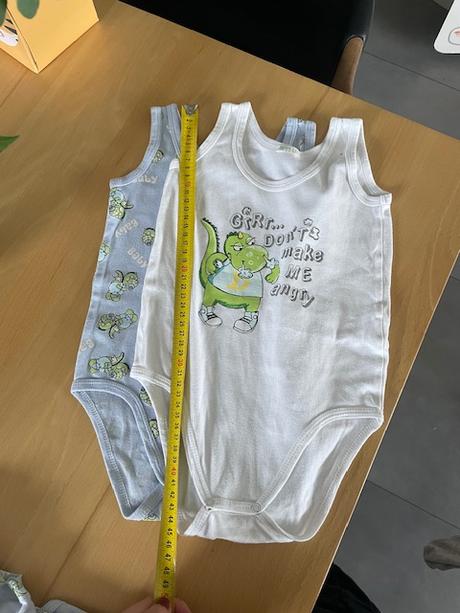 Benetton body a body tielka s hrdinom, benetton,80