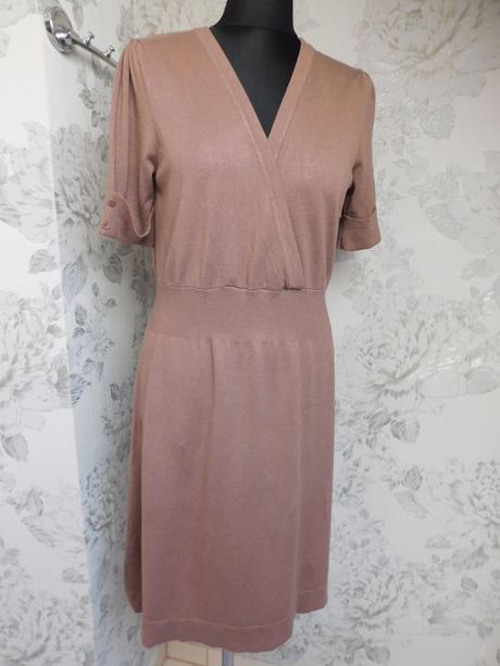 Kvalitne pekne saty, 40 / l