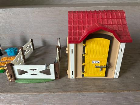 Playmobil stajne 6934 a 6935,