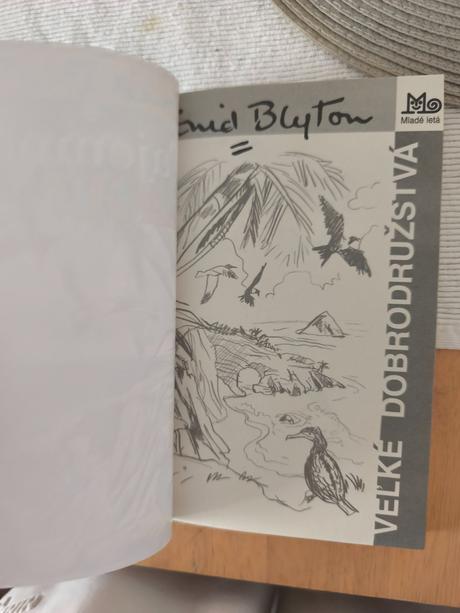 Kniha tajomná lagúna, 