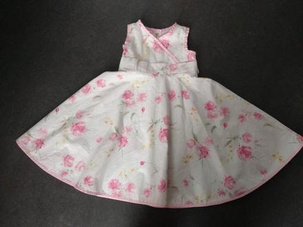 Romantické letné šaty s jemnými kvetmi, next,98