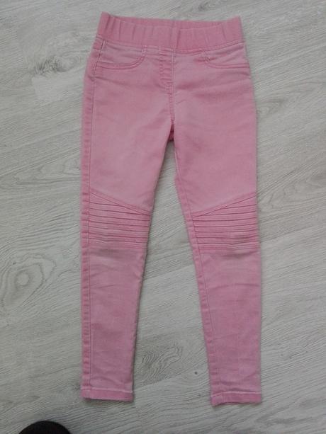 Svetlo ruzove nohavice, f&f,122