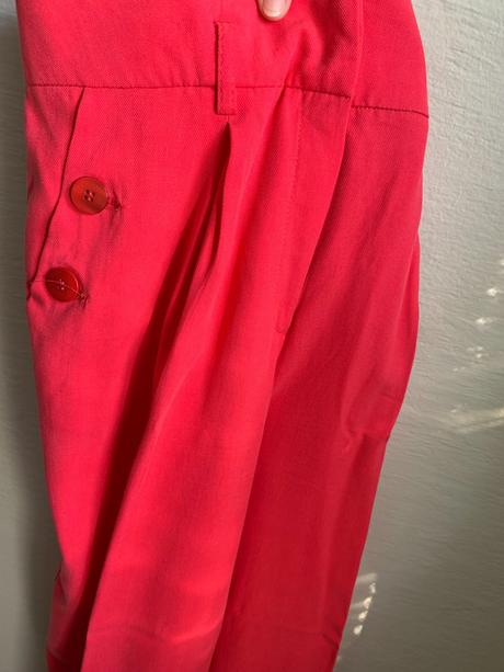 Nohavicový kostým, 38