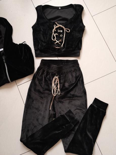 3 set xs, xs