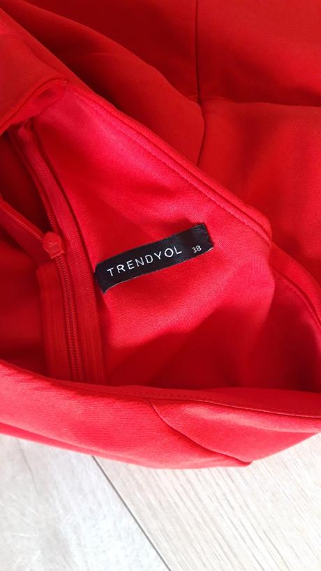 Červené šaty spoločenské, 36 / s