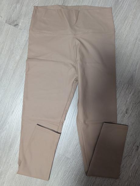 Koženkové legíny, m