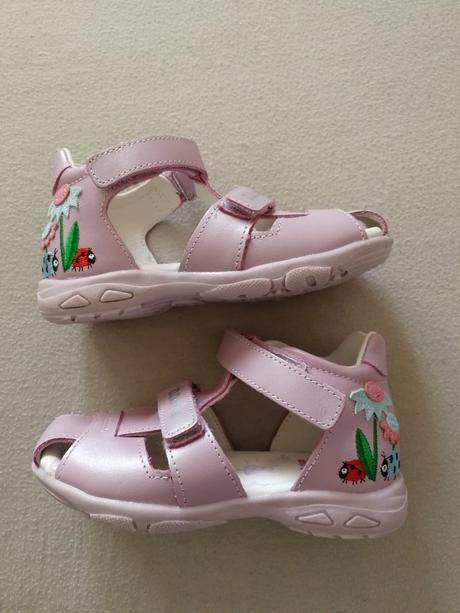 Sandálky, d.d.step,26