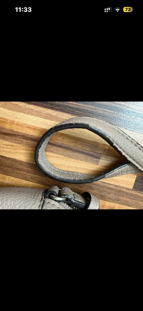 Kabelka guess, guess