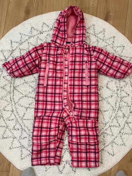 Overal na zimu, lupilu,86