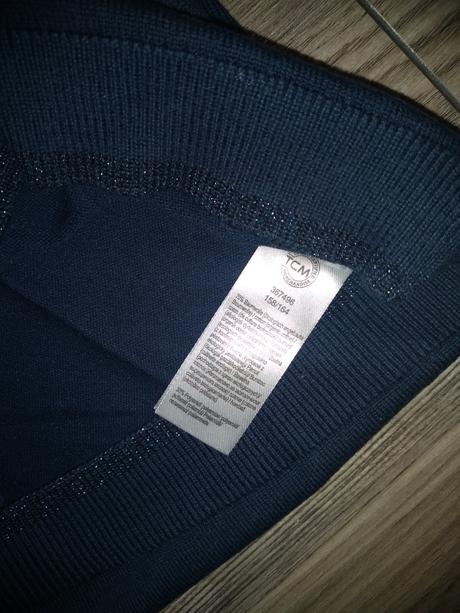 Sveter s otočnymi flitrami, tcm,158