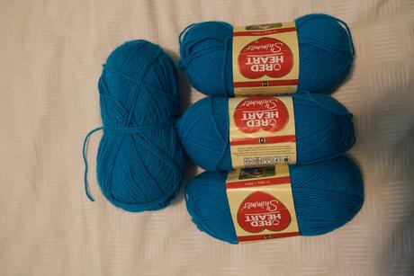 Yarn red heart shimmer, 