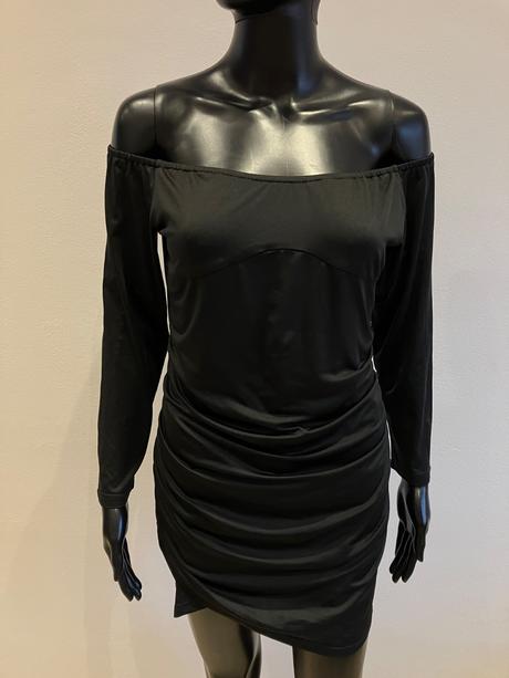 Dámske čierne elegantné šaty (m), m