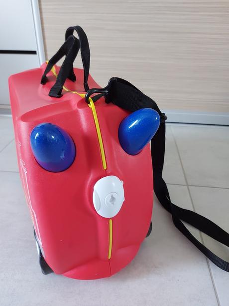 Kufor auticko hasiči, trunki