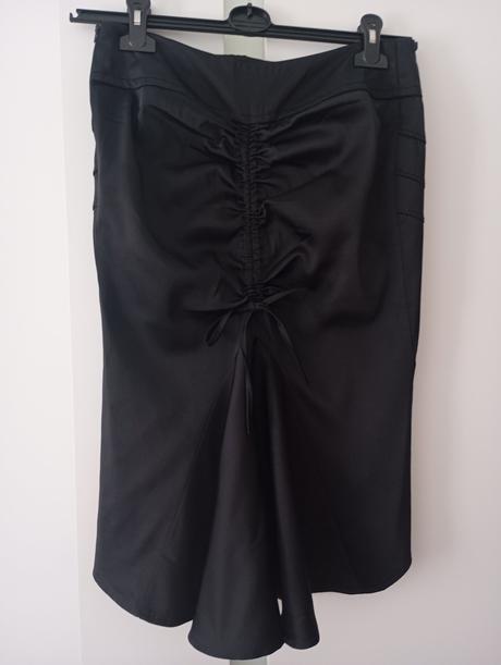Sukna, river island,s