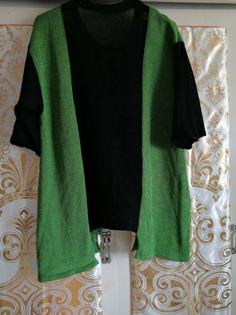 Upletový asymetrický pulover, l