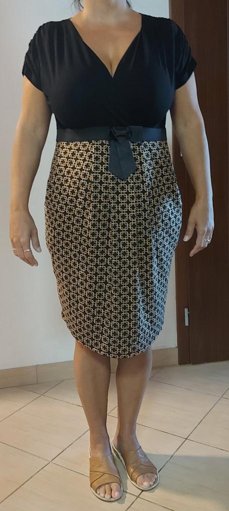Dámske šaty- triedime šatník, 42