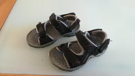 Predám chlapčenské sandálky, karrimor,24