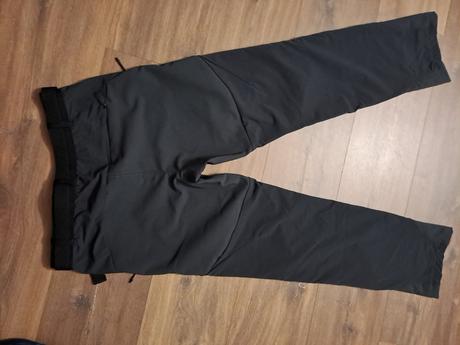 Chlapcenske turisticke nohavice, 146