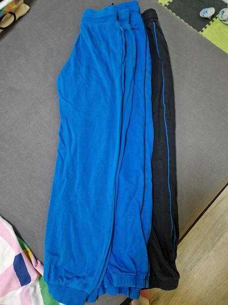 Tepláky 3ks v.146, 146