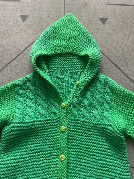 Pletený sveter, 110