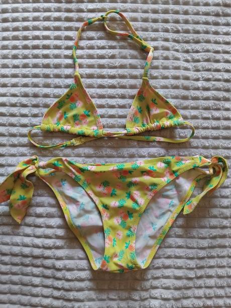 Žlte plavky, tezenis,104