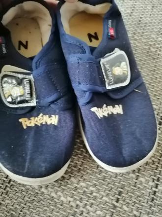 Pokemon topánky, 28