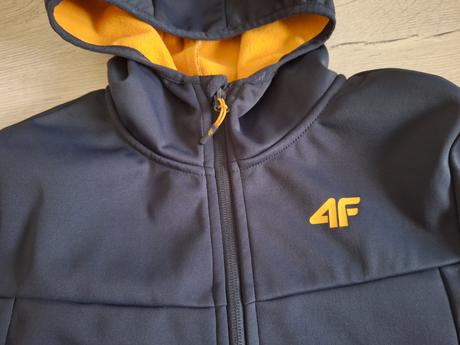 Kvalitná softsheel bunda top stav 4f, 152