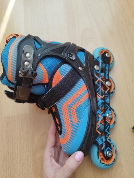 Kolieskové korčule, 30