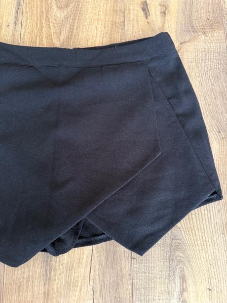 Skort, atmosphere,m