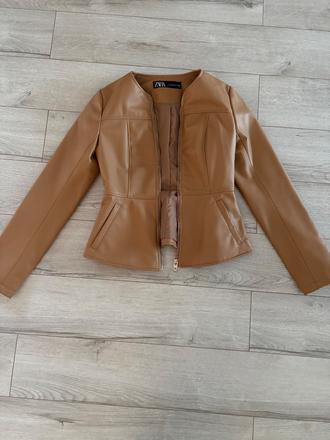 Krásna kožená bunda, zara,s