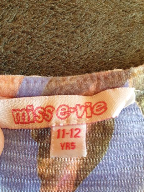 Dievčenské tričko, 146