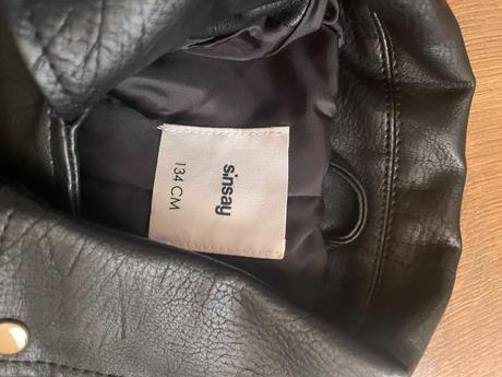 Koženka, sinsay,134