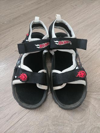 Tenisky, 31