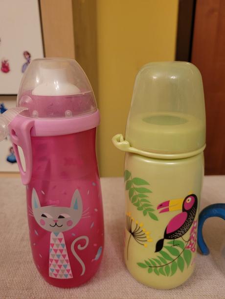 Nuk flašky a nové náustky nuk, nuk