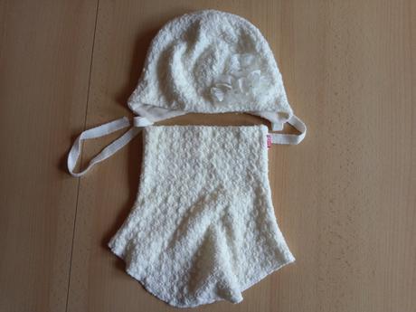 Čiapočka a nákrčník, broel