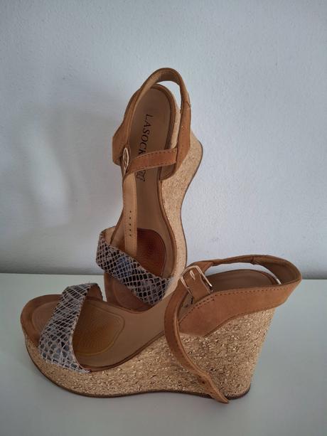 Kožené sandálky lasocki pc 59 eur 1x obuté, lasocki,38