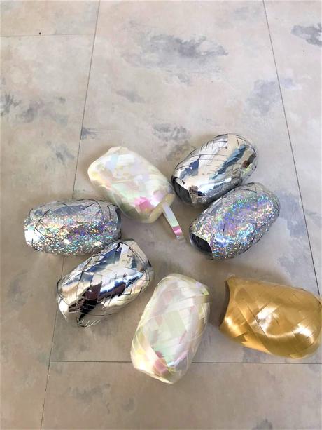 Lesklé perleťové stužky 7ks, 