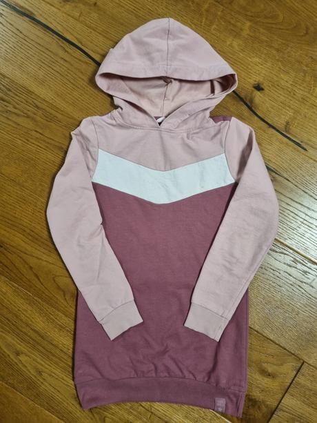 Predlzena mikina, 122