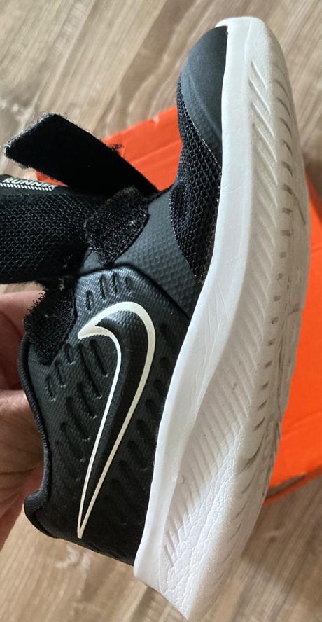 Nike tenisky, nike,23