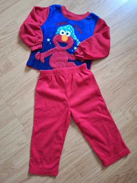 Flísové pyžamo elmo, 92