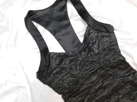 Luxusne slavnostne strečove šaty,čiernej farby s d, 38